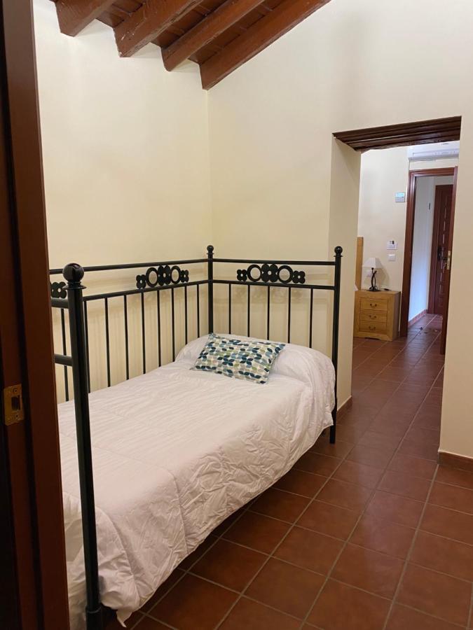 Hotel Rural El Refugio De Los Templarios Cabeza del Buey Bagian luar foto