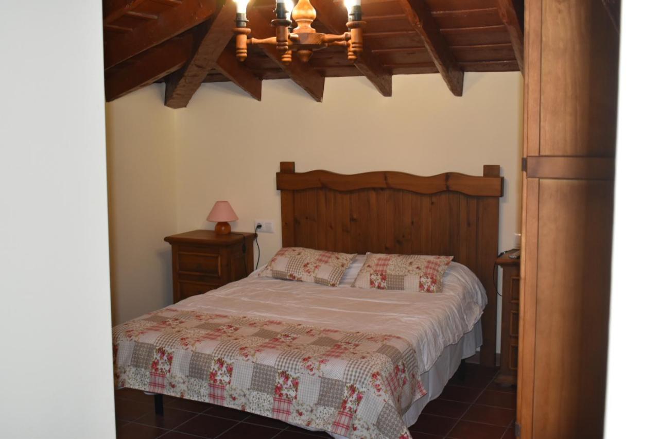 Hotel Rural El Refugio De Los Templarios Cabeza del Buey Bagian luar foto